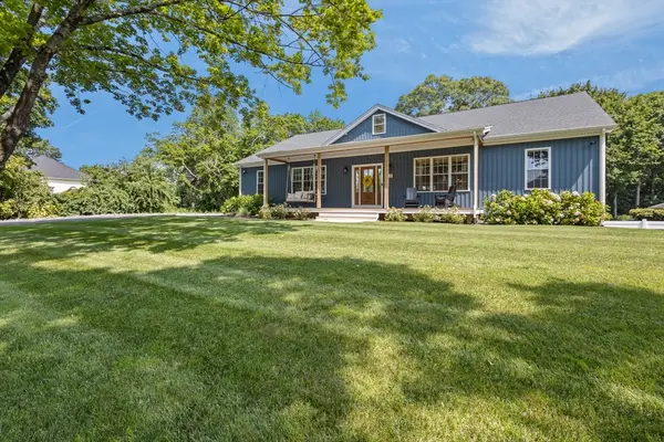 18 Willis Ave, Seekonk, MA 02771