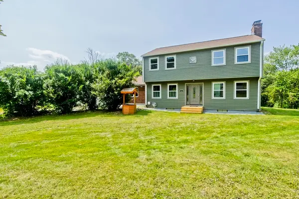184 Pitcher St, Montgomery, MA 01085