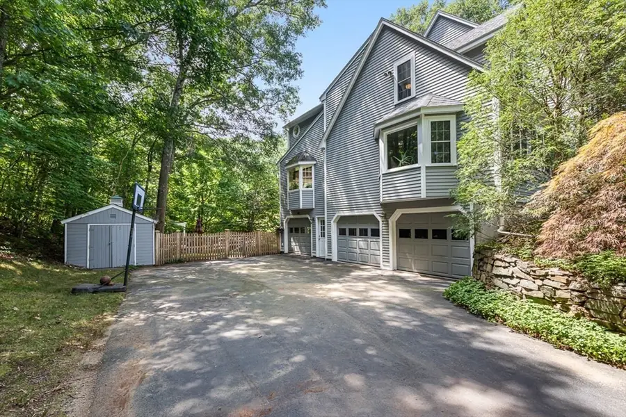 85 Comstock Dr, Wrentham, MA 02093 - #2