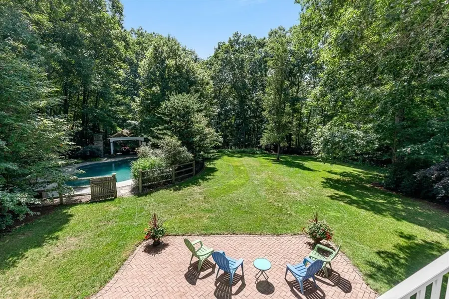 85 Comstock Dr, Wrentham, MA 02093 - #3