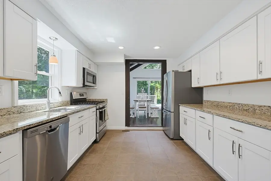 324 Taunton St, Wrentham, MA 02093 - #3