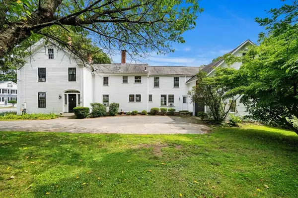 217 Main St, Groton, MA 01450