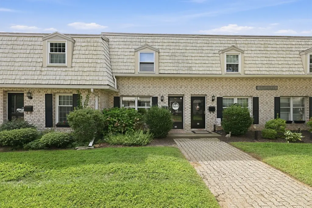86 Corey Colonial #86, Agawam, MA 01001 - #1