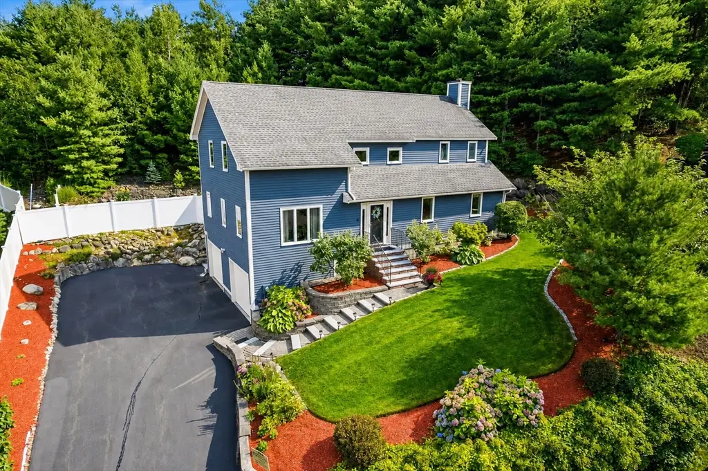 4 Waldingfield Ln, Peabody, MA 01960 - #1