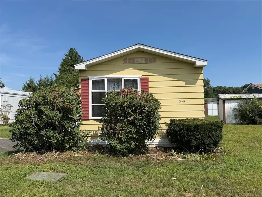 4 Fair Lane, Westfield, MA 01085 - #2