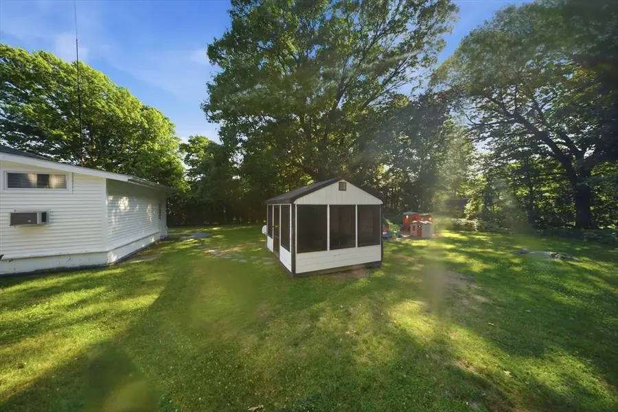 330 Lake St, Shrewsbury, MA 01545 - #3