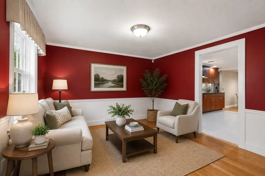 42 Sheridan Rd, Wellesley, MA 02481 - #2