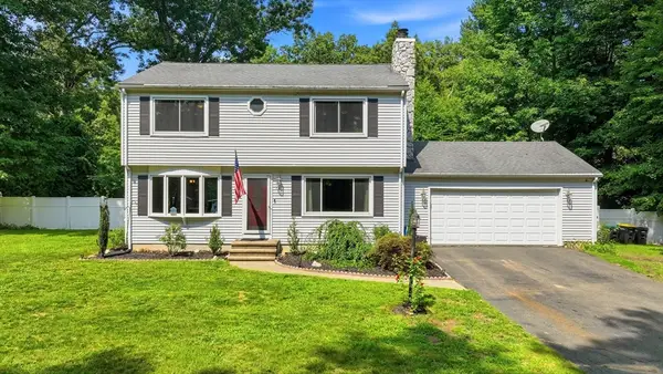 78 Branch St, Longmeadow, MA 01106