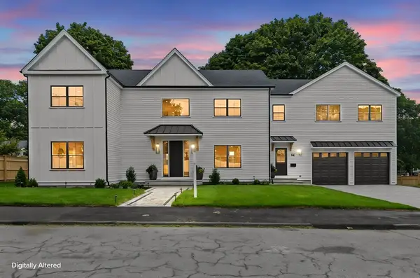 35 Fairview Ave, Lynnfield, MA 01940