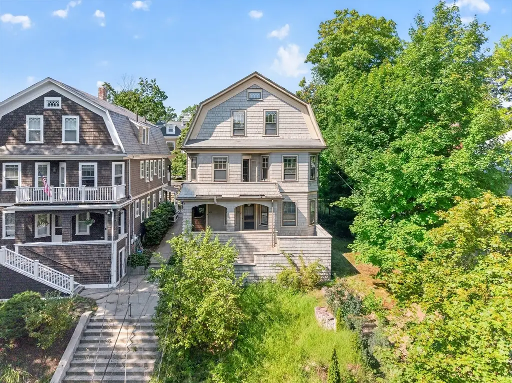 103-105 Colbourne Crescent, Brookline, MA 02445 - #1