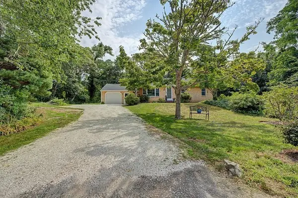 4 Susan Lane, Brewster, MA 02631