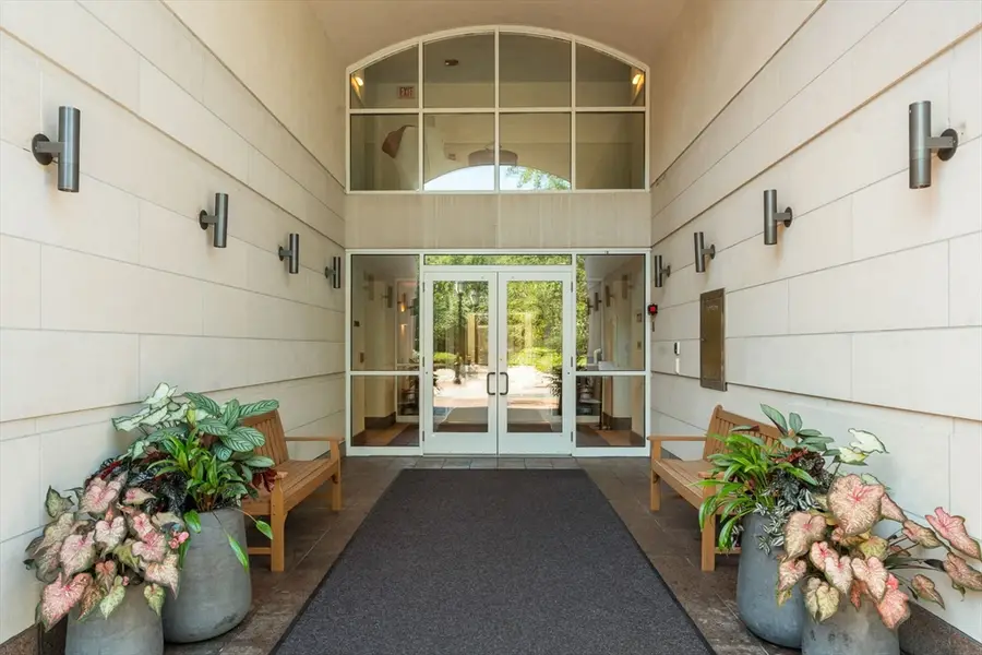 130 Mount Auburn St #406, Cambridge, MA 02138 - #2