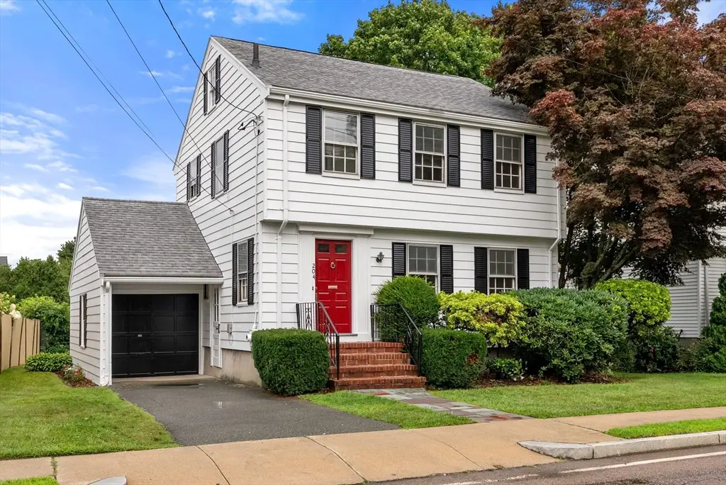 204 Thacher St, Milton, MA 02186 - #1