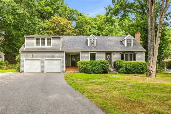 259 Water St, Hanover, MA 02339