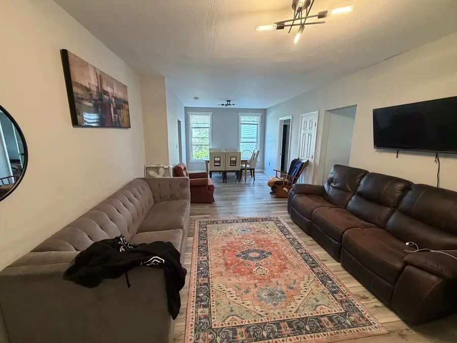 34 Newbury, Worcester, MA 01609 - #2