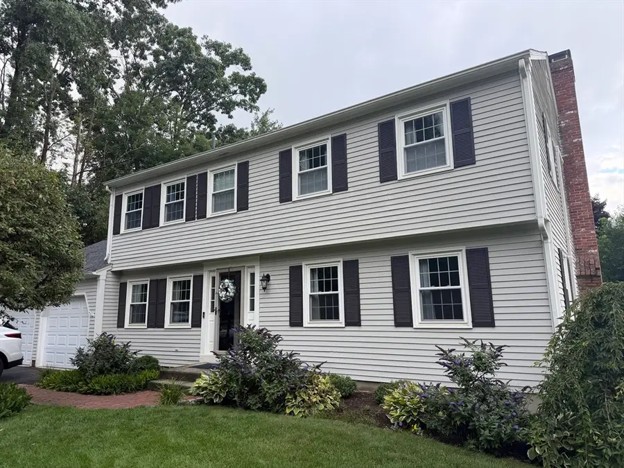 4 Robertson Rd, Auburn, MA 01501 - #2