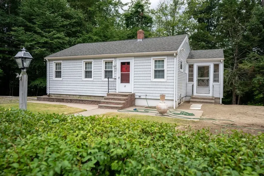 12 Richie Rd, Douglas, MA 01516 - #3