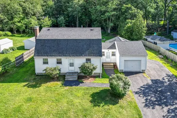 107 Bumble Bee Circle, Shrewsbury, MA 01545