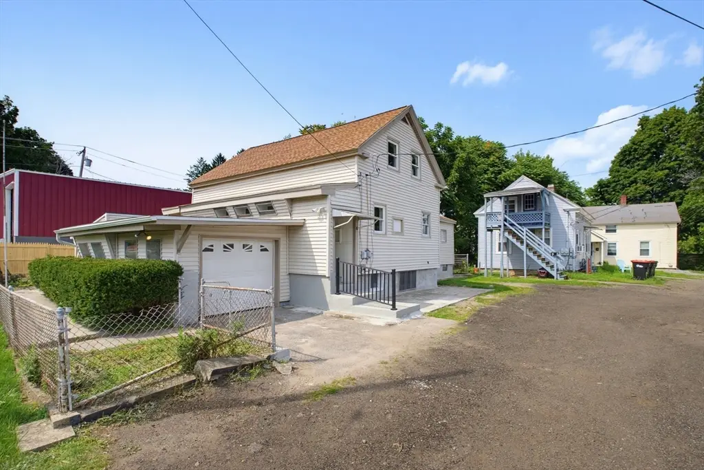 1 Railroad Ct, Millbury, MA 01527 - #1