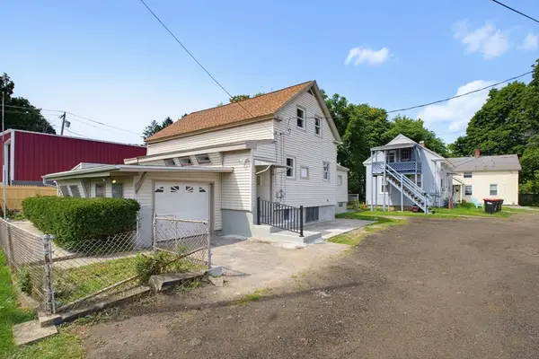 1 Railroad Ct, Millbury, MA 01527