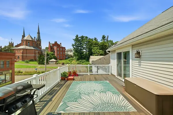 35 State Street #D, Northampton, MA 01060