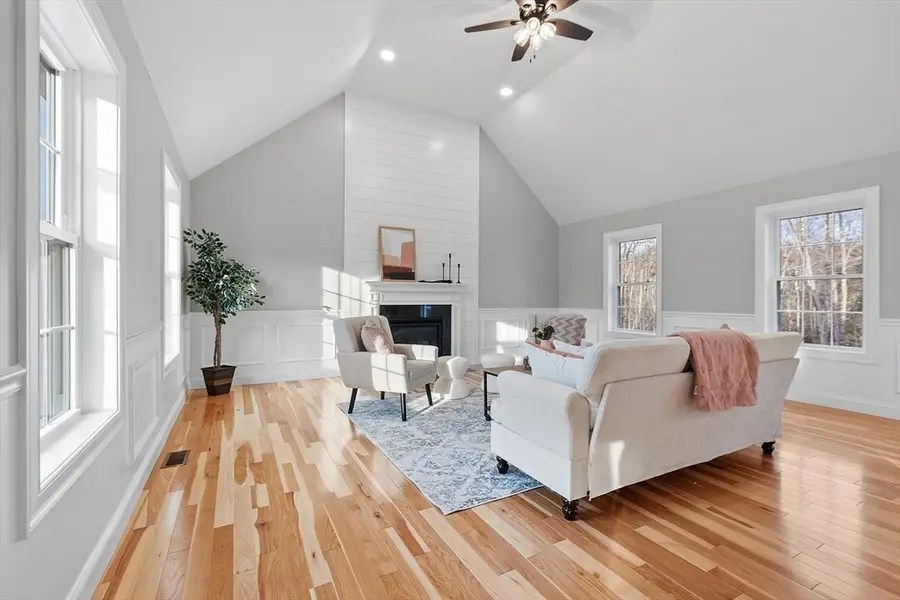 523 Alpine Rd #Bradley, Fitchburg, MA 01420 - #2