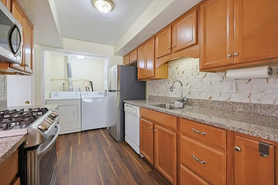 31 Greenbrook Drive #31, Stoughton, MA 02072 - #3