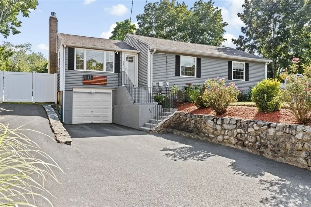 129 Chief Justice Cushing Hwy, Hingham, MA 02043 - #1