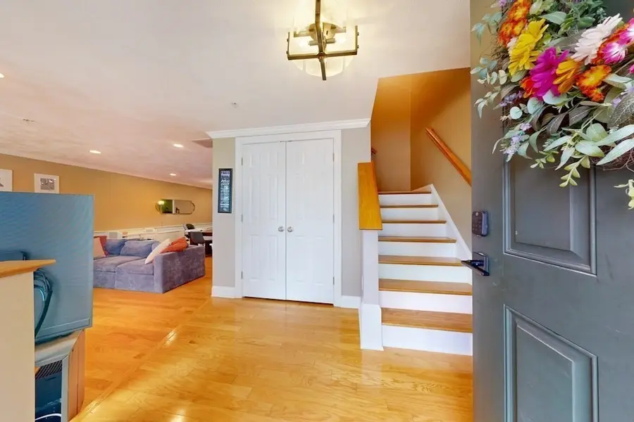 215 Harvard #19, Medford, MA 02155 - #2