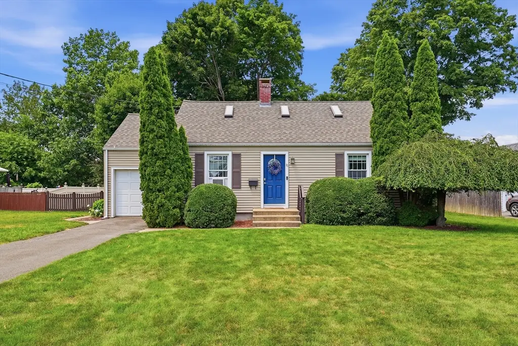 83 Lindbergh Blvd, Westfield, MA 01085 - #1