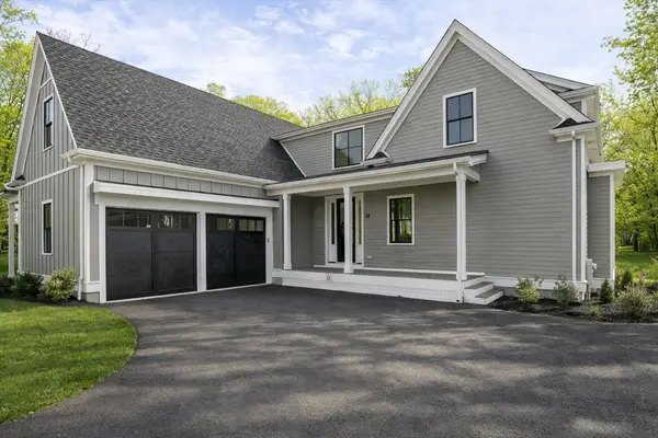 51 Country Farm Road #51, Framingham, MA 01701