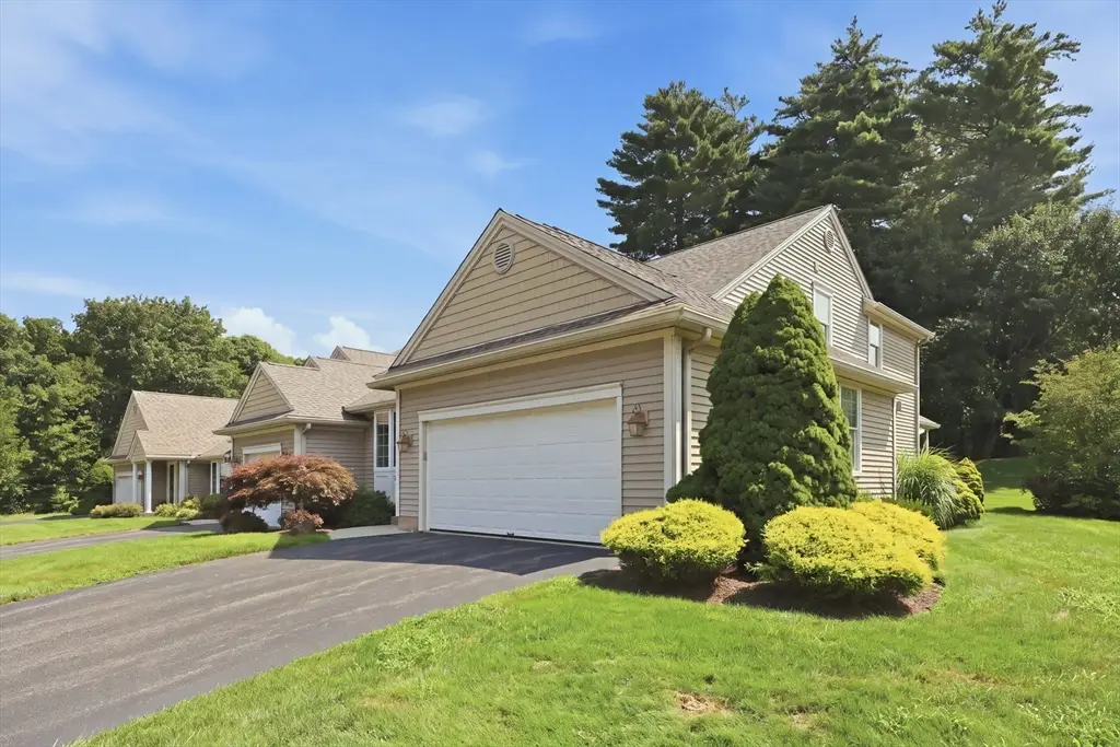 341 Pinehurst Dr. #341, East Longmeadow, MA 01028 - #1
