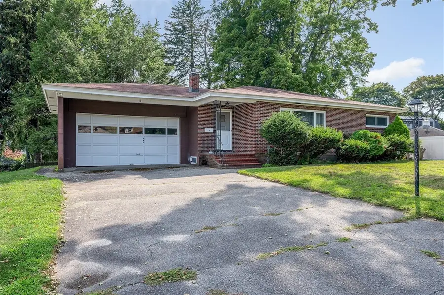 8 Albion St, Methuen, MA 01844 - #3