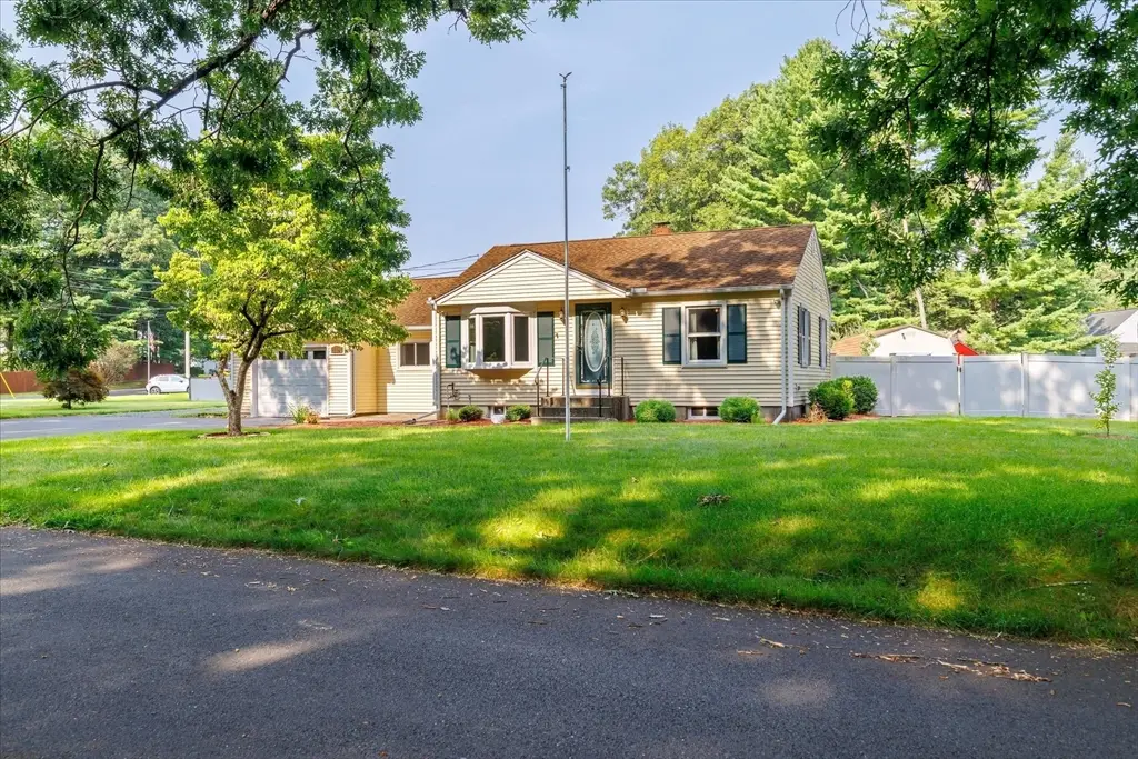 112 Dry Bridge Rd, Westfield, MA 01085 - #1