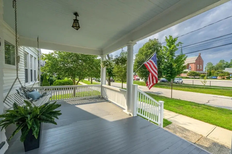37 Hopkins Place, Longmeadow, MA 01106 - #3