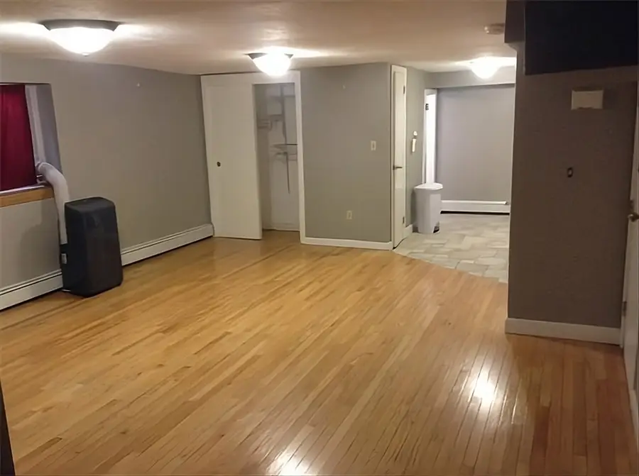 42 Bryon Rd #1, Chestnut Hill, MA 02467 - #2