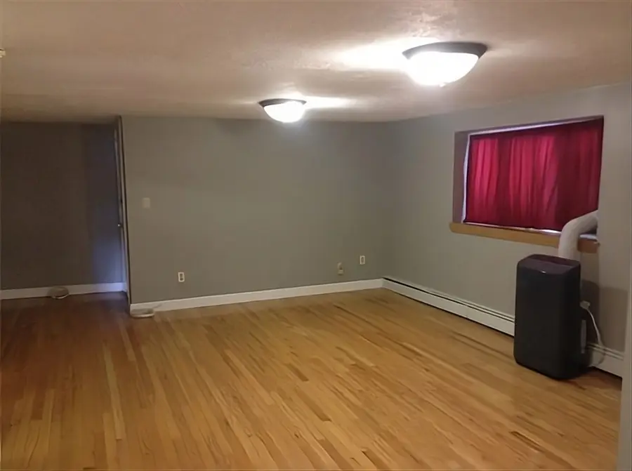 42 Bryon Rd #1, Chestnut Hill, MA 02467 - #3