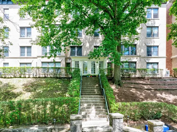 1584 Beacon St #A, Brookline, MA 02446