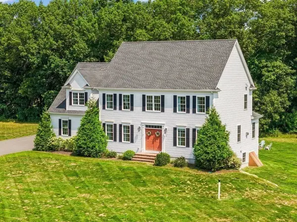 2 Hodgman Way, Plainville, MA 02762