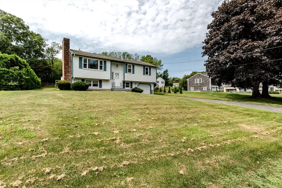 21 Evergreen Drive, Swansea, MA 02777 - #3