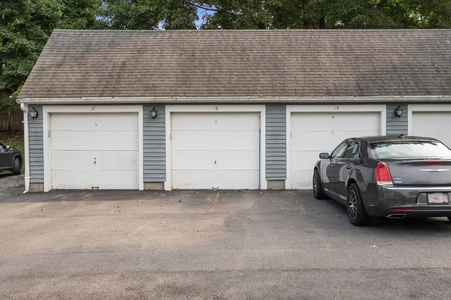 31 Blithewood Ave #205, Worcester, MA 01604 - #3