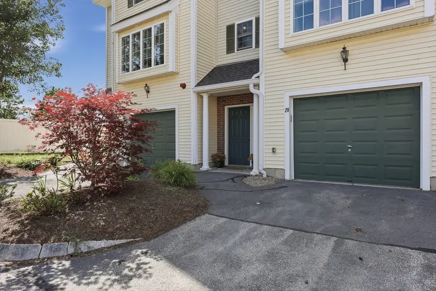 28 Groveland Commons Way #28, Groveland, MA 01834 - #3