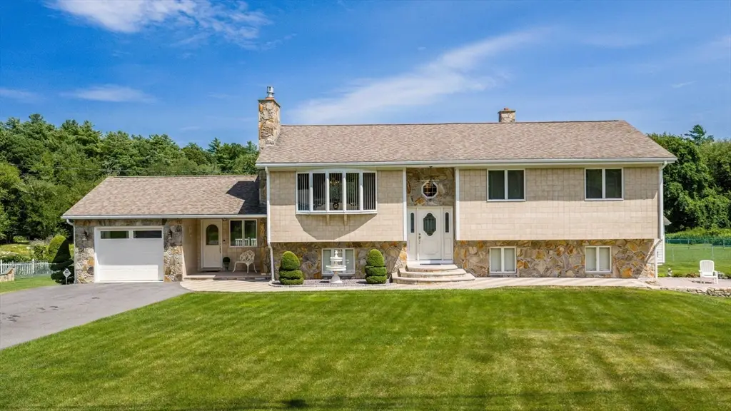 38 Cushing Ln, Acushnet, MA 02743 - #1