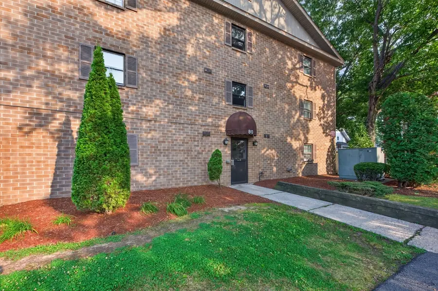 80 Stanton St #27, Worcester, MA 01605 - #2