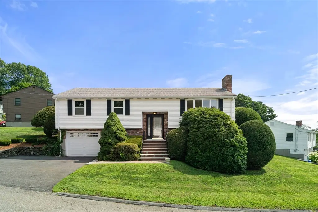 31 Phillips Cir, Waltham, MA 02452 - #1