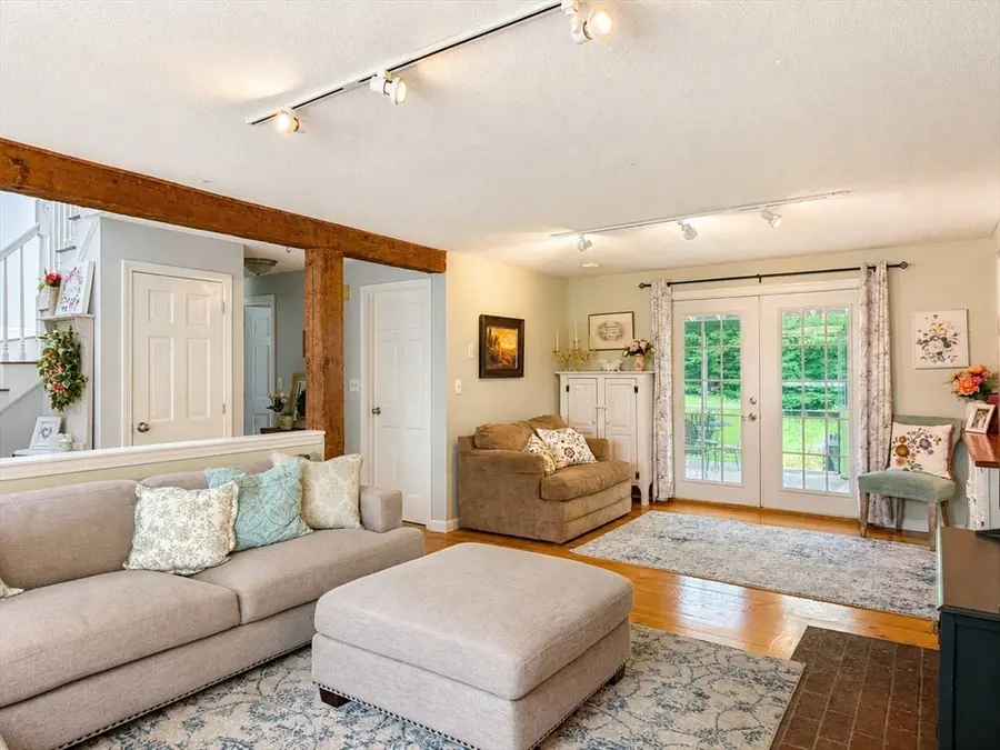 439 North River Road #5, Milford, NH 03055 - #3