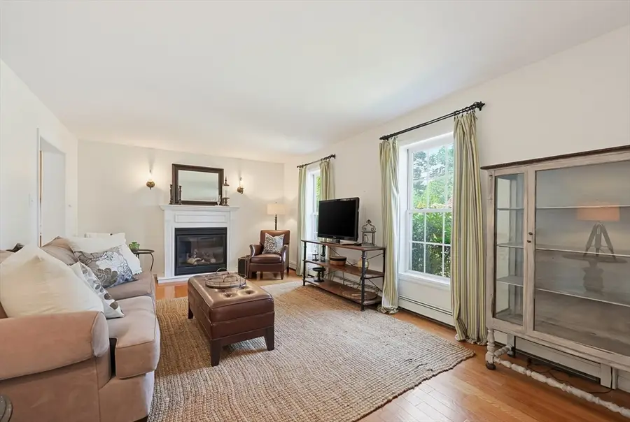 75 Bald Eagle Rd, Weymouth, MA 02190 - #3