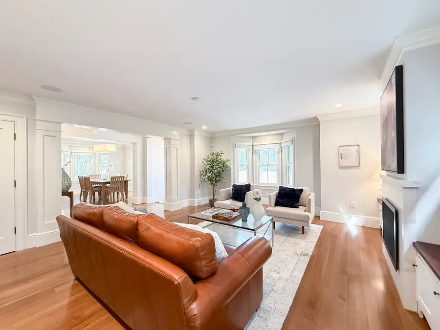 35 Willard St, Cambridge, MA 02138 - #3