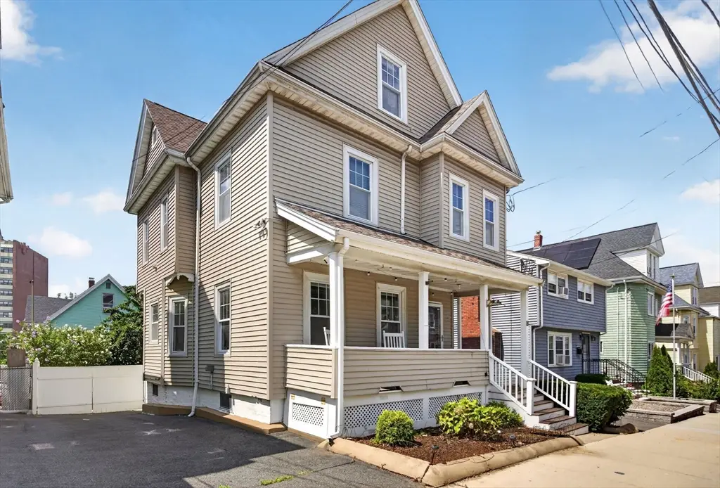 18 Henry St, Everett, MA 02149 - #1
