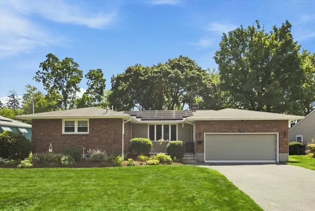 113 Pincushion Rd, Framingham, MA 01702 - #1